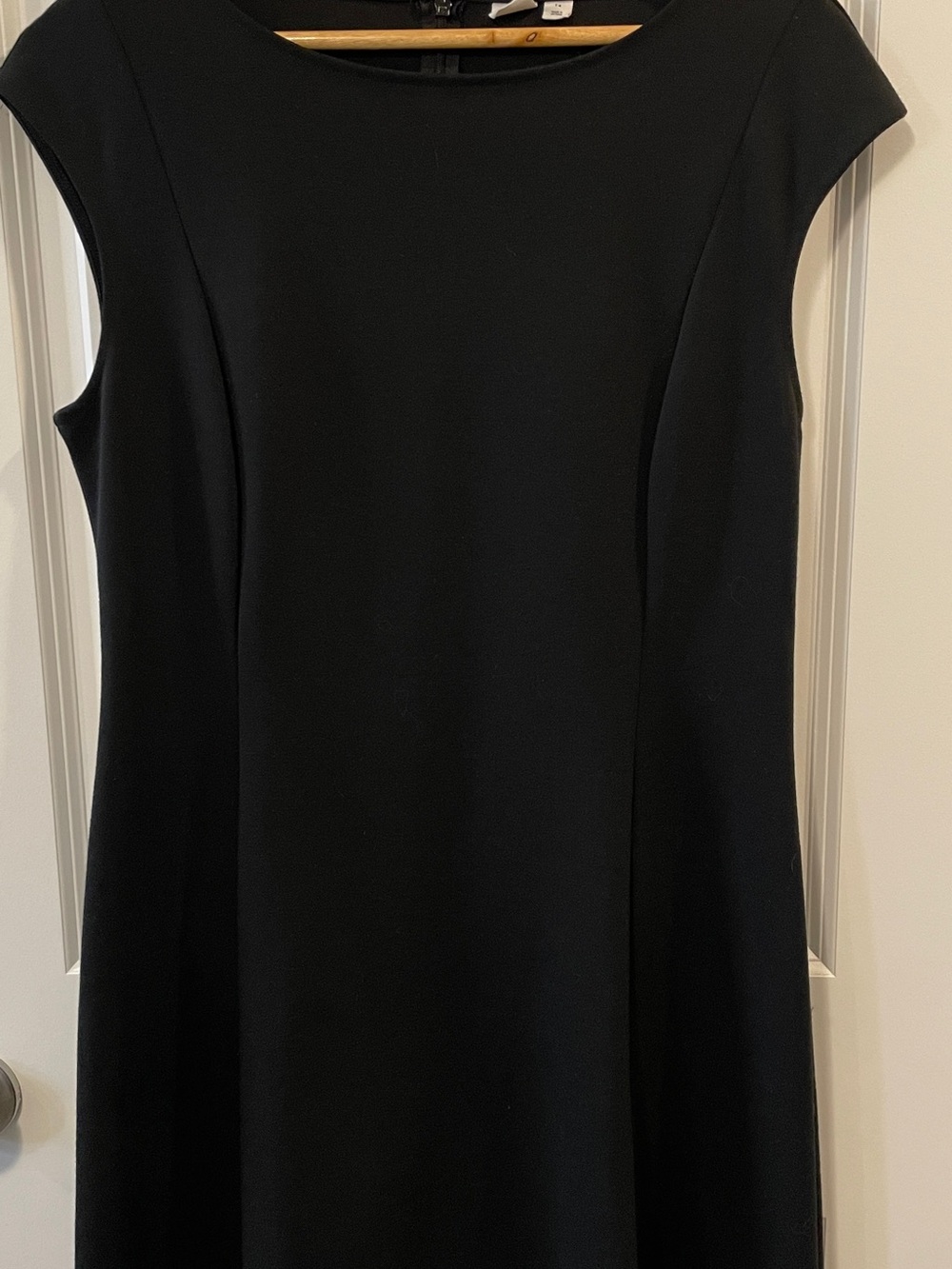 GAP Black Crewneck Top